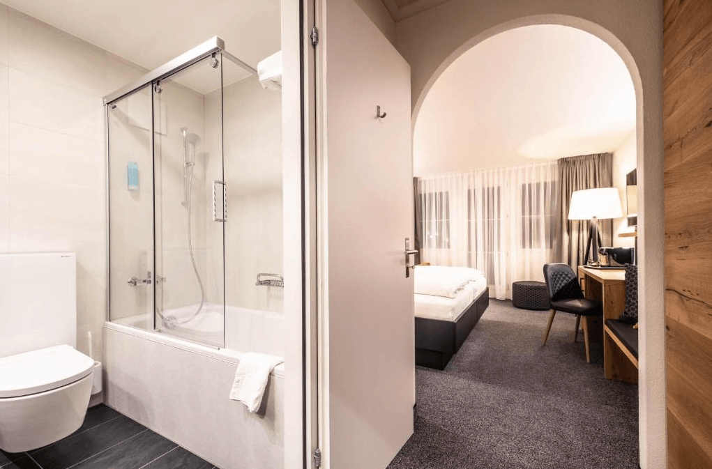 Screenshot 2025-11-05 at 09.51.00