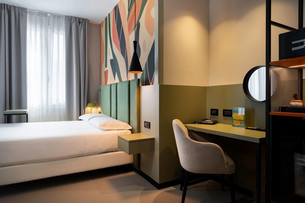 4MT4701-HDR-1024x683